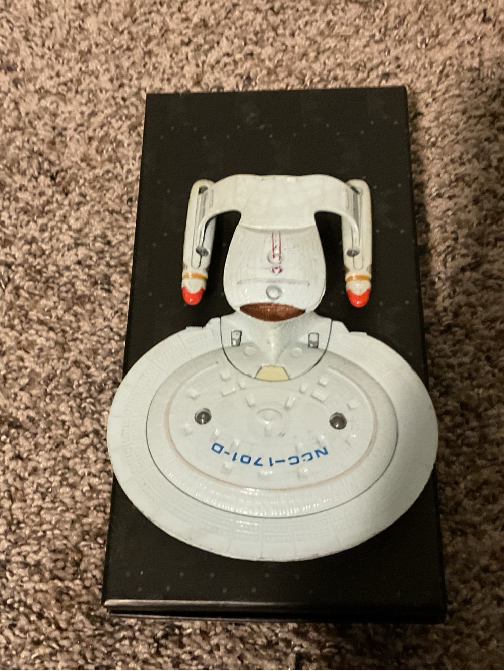 Vintage 1987 NCC-1701-D Star Trek StarShip